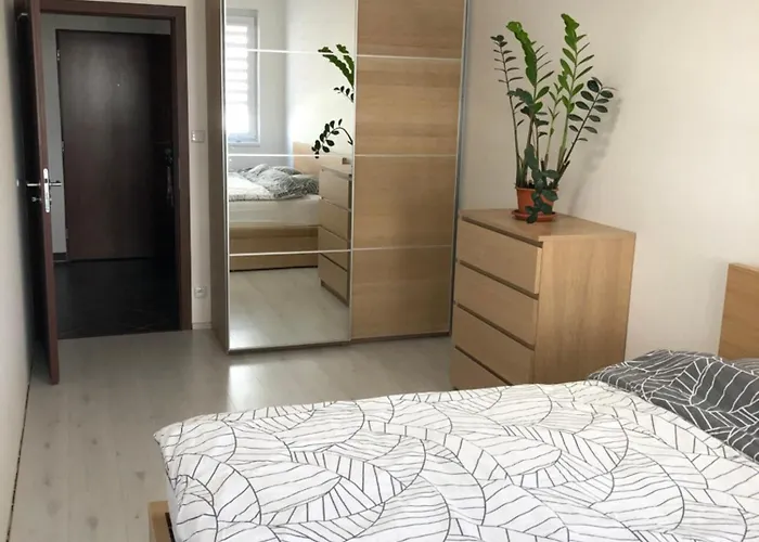 Apartment Little Hill